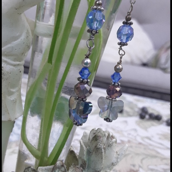 Sterling and chrystal earrings. - Picture 2 of 3